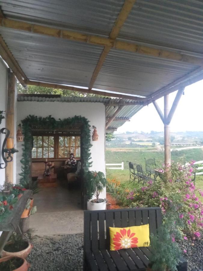 Rancho De Juancho Villa Pereira Exterior photo